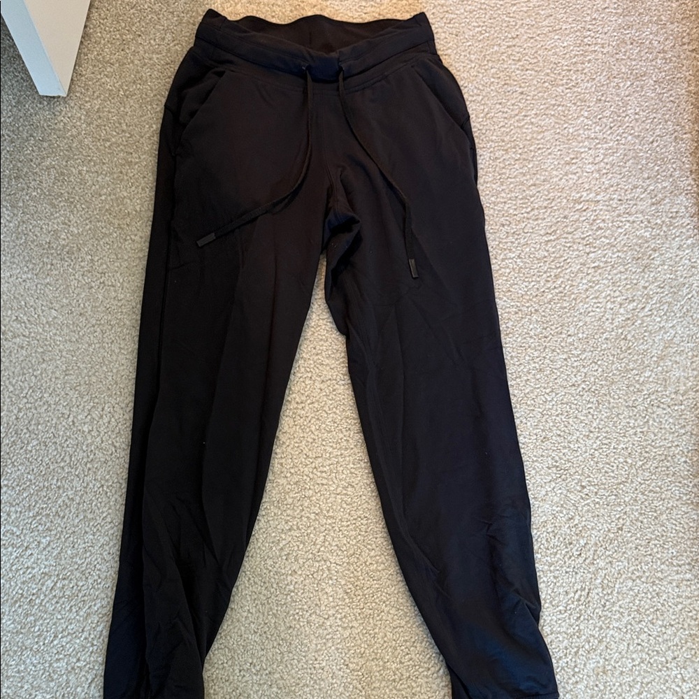 Womens Lululemon Black Jogger Pants